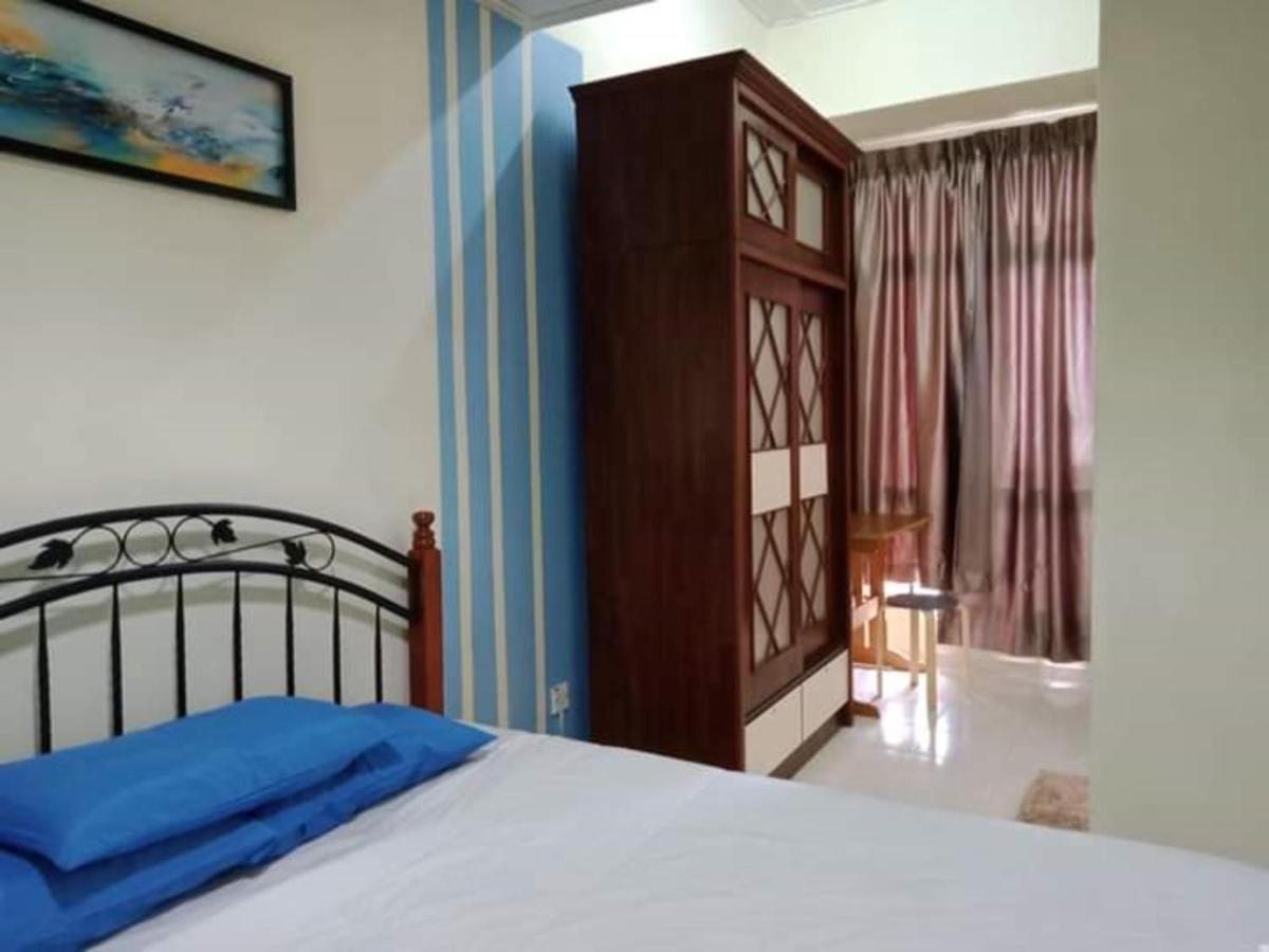 Oyo Home 90419 Sahar Guesthouse Malacca Ngoại thất bức ảnh