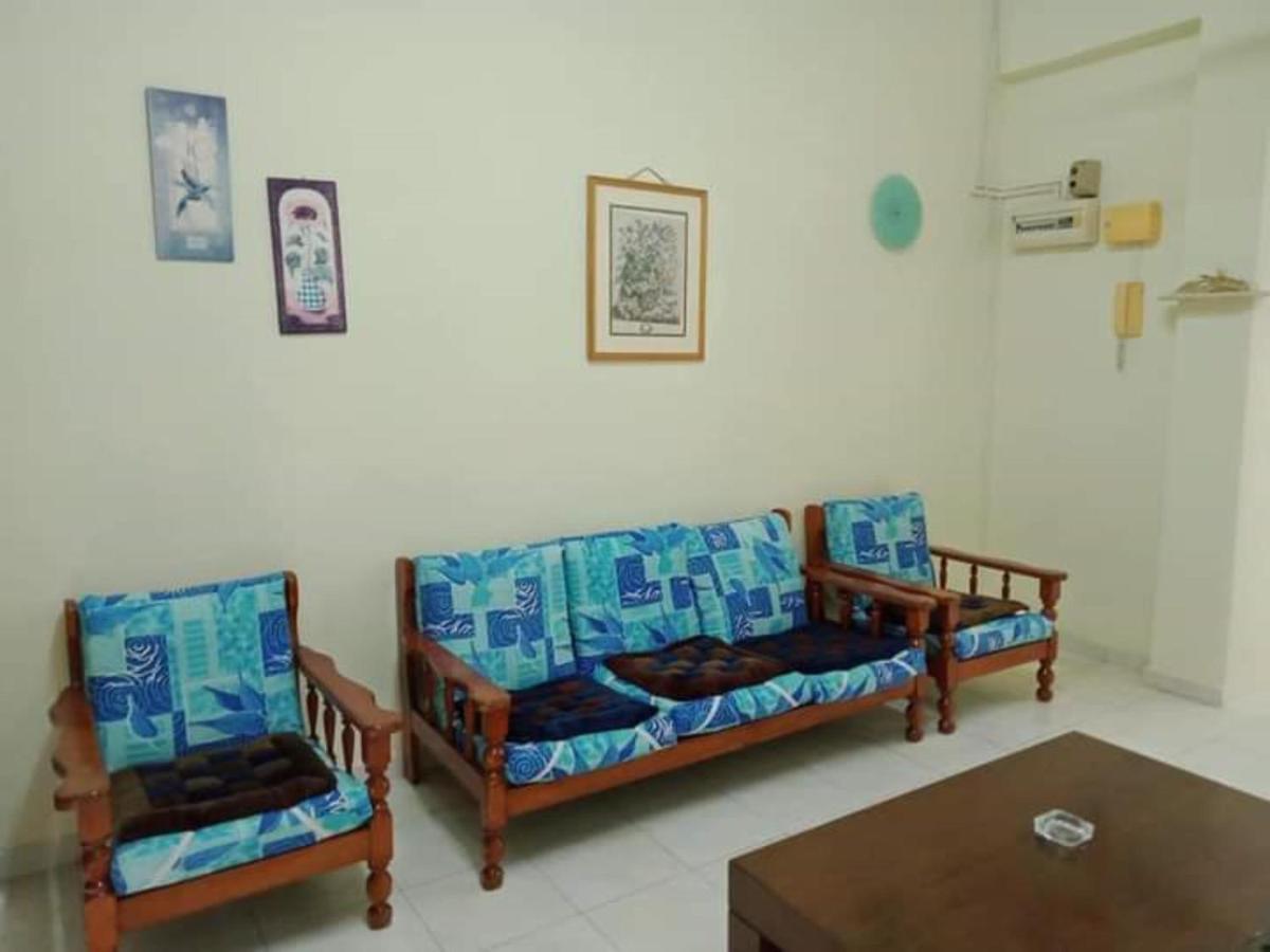 Oyo Home 90419 Sahar Guesthouse Malacca Ngoại thất bức ảnh